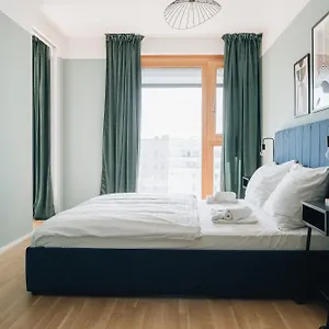 Decorous Cozy View 아파트